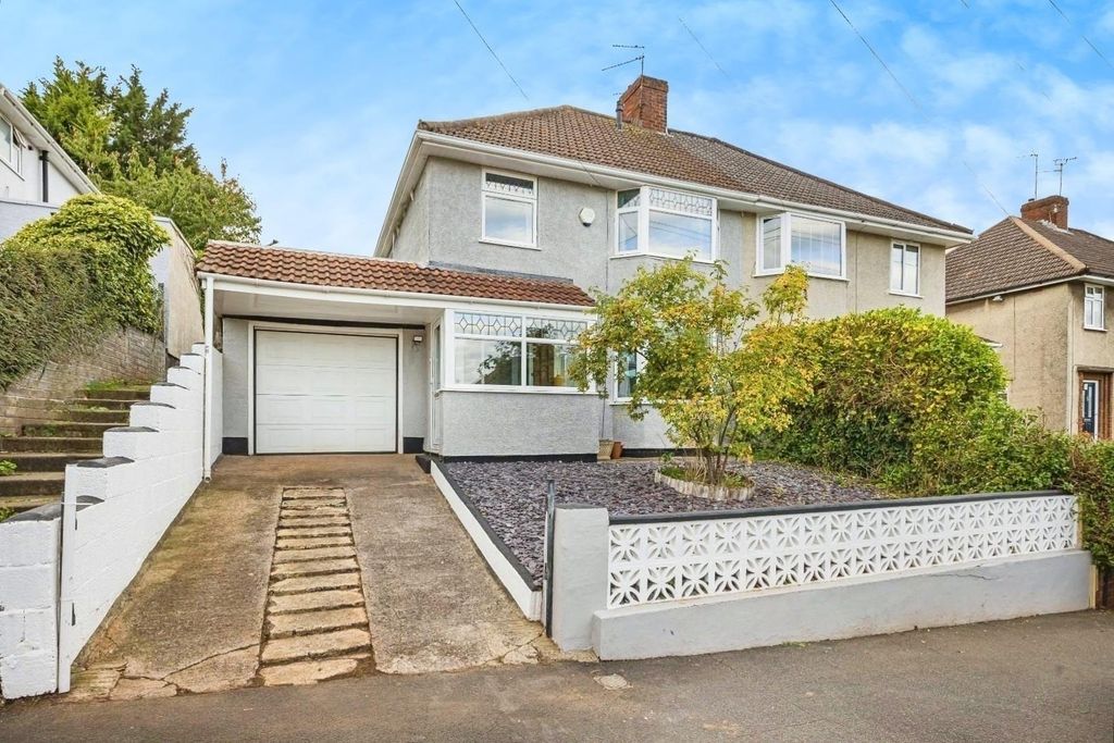 Property photo 1 of 20