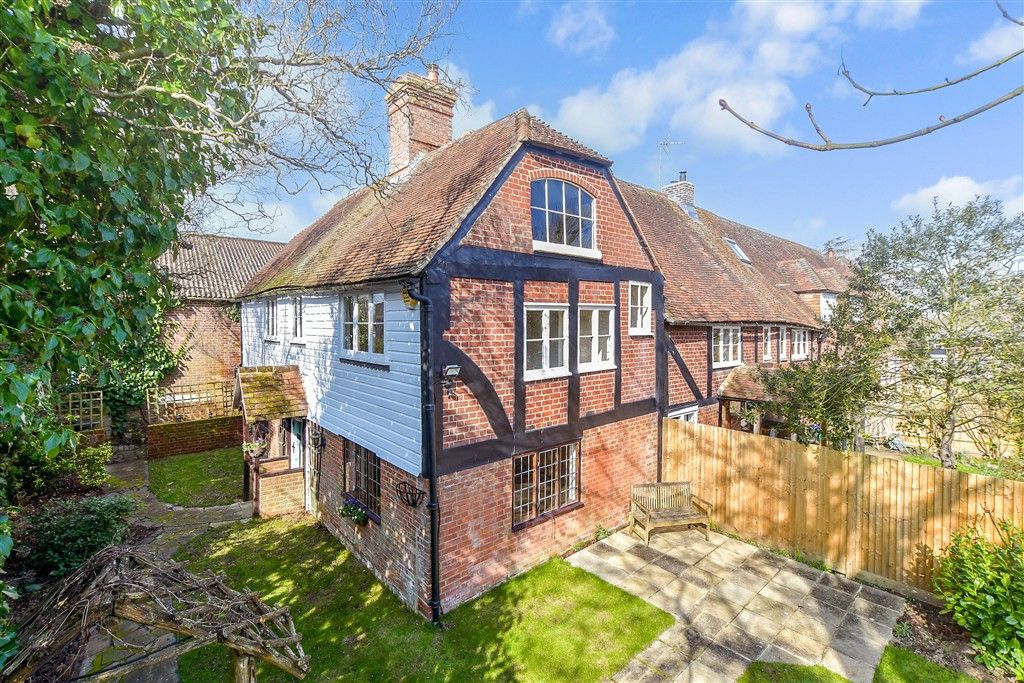 Property photo 2 of 14 External (Web)