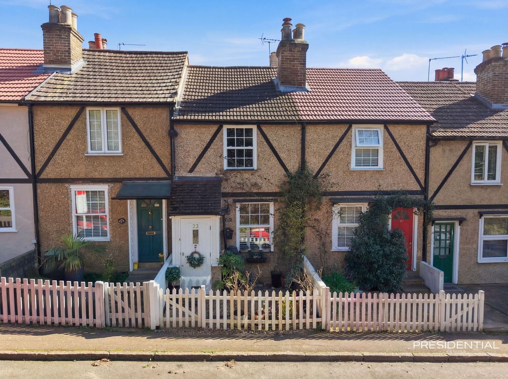 Property photo 1 of 27