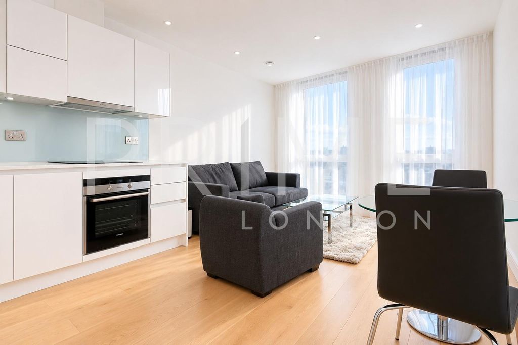 Property photo 1 of 10 Ph1B (4).Jpg