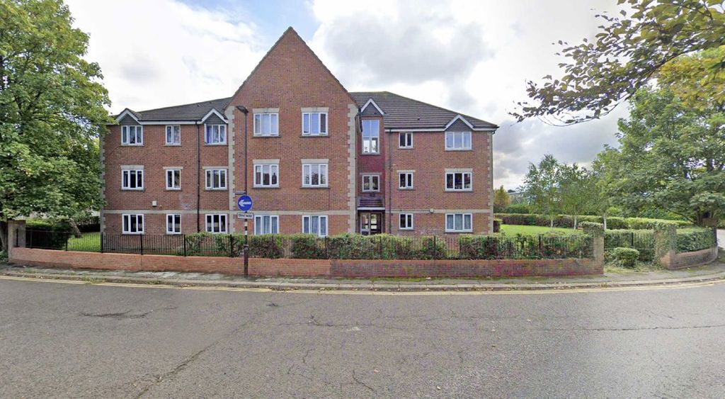 Property photo 1 of 4