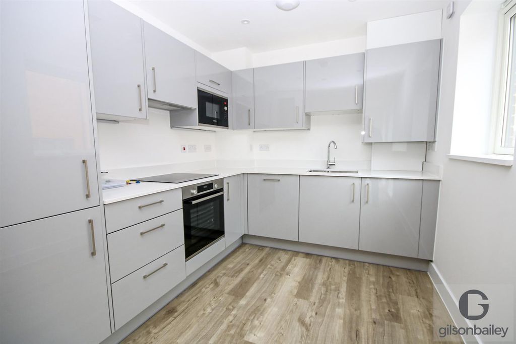 Property photo 2 of 9 4-Img_8451.Jpg