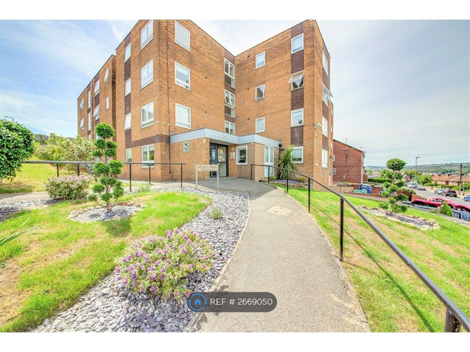 Property photo 1 of 35