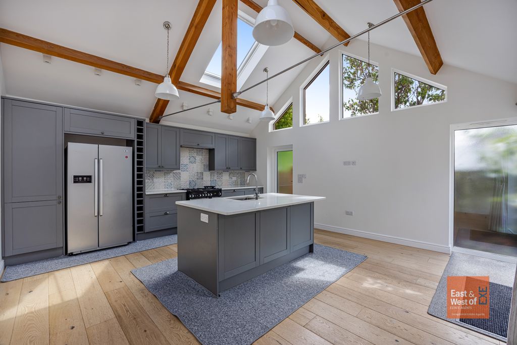 Property photo 2 of 28 A18 - Spinneygate Matford Road Exeter - 260515