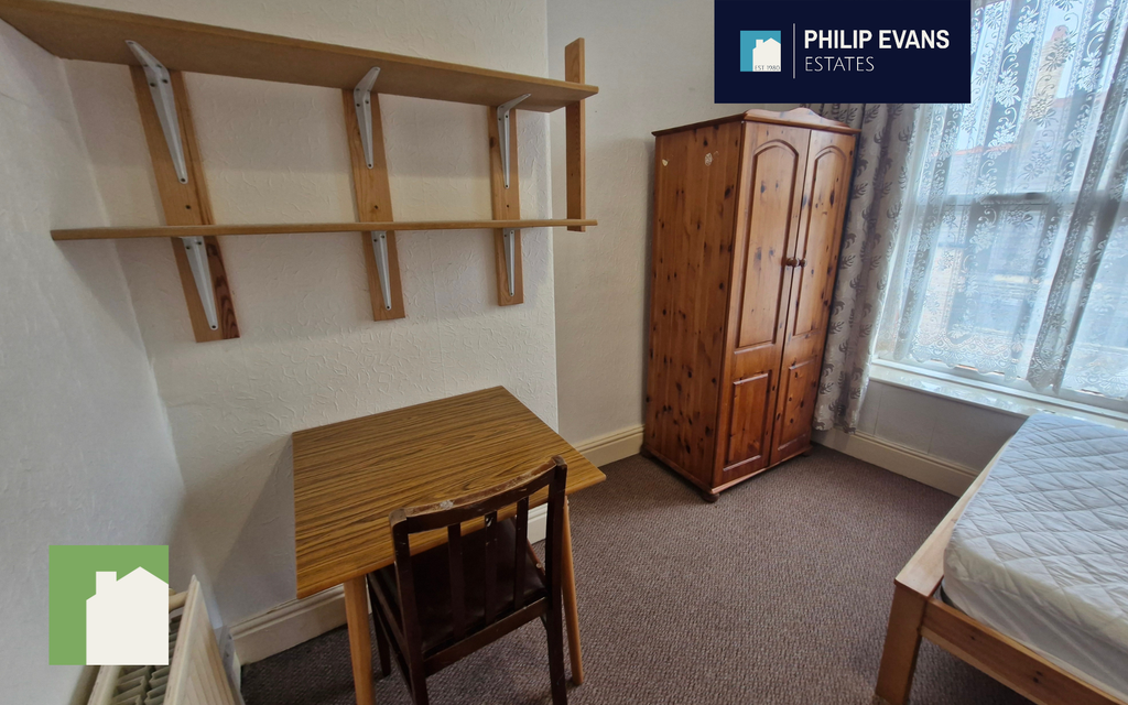 Property photo 3 of 3