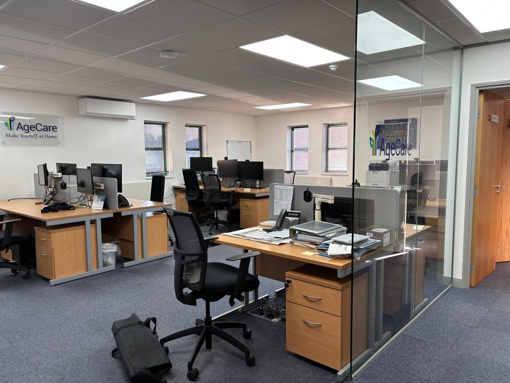 Property photo 3 of 7 Photo 2