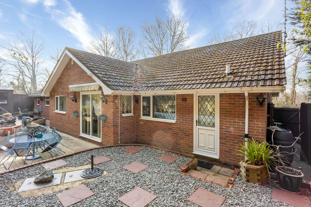 Property photo 2 of 23