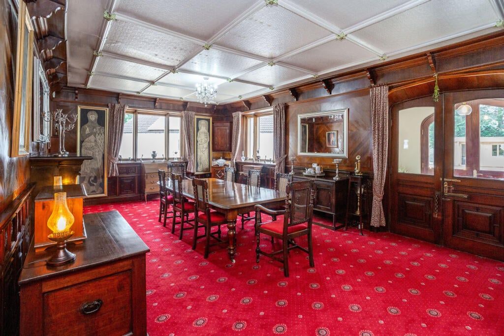 Property photo 3 of 37