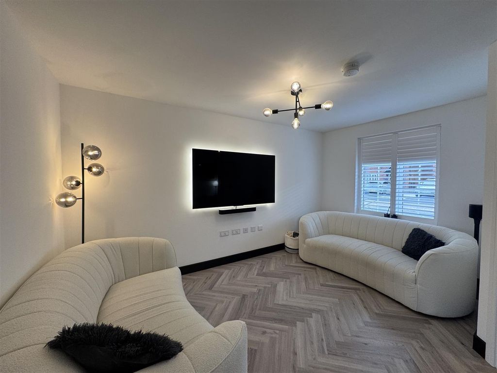 Property photo 2 of 17 Img_1442.Jpeg