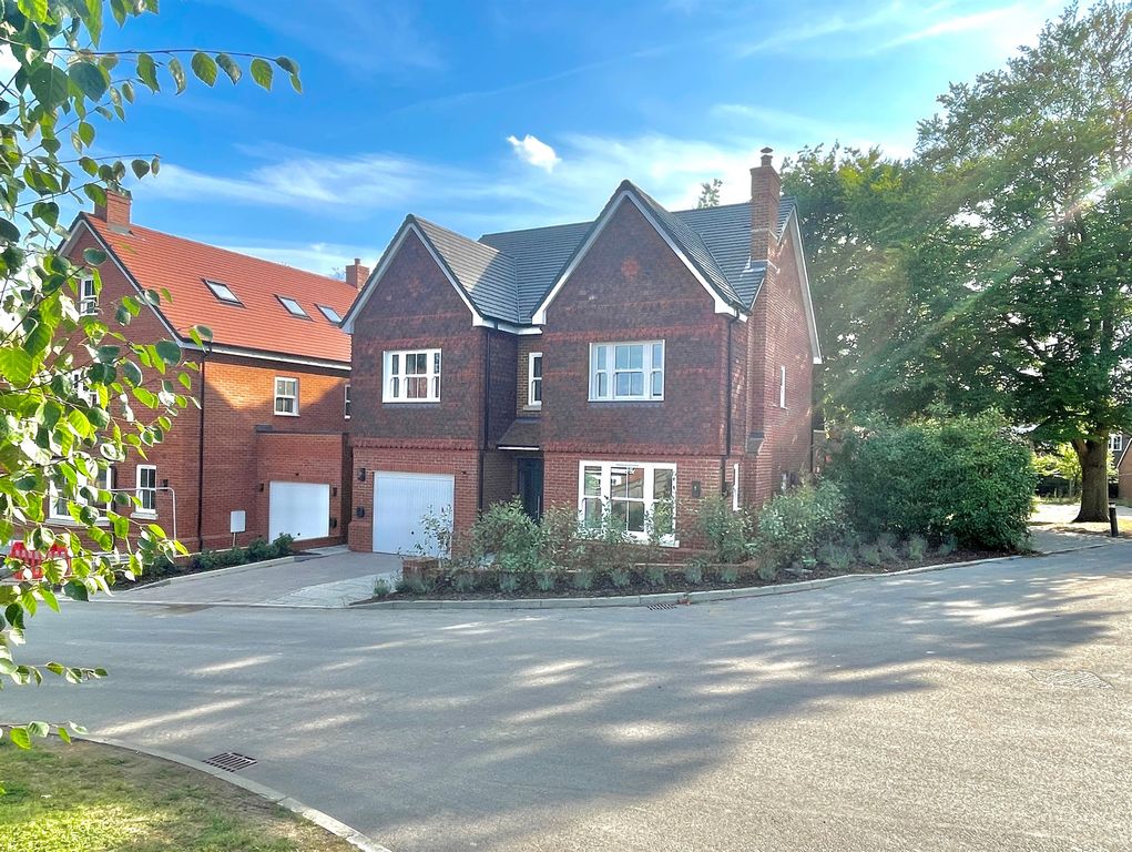 Property photo 1 of 15
