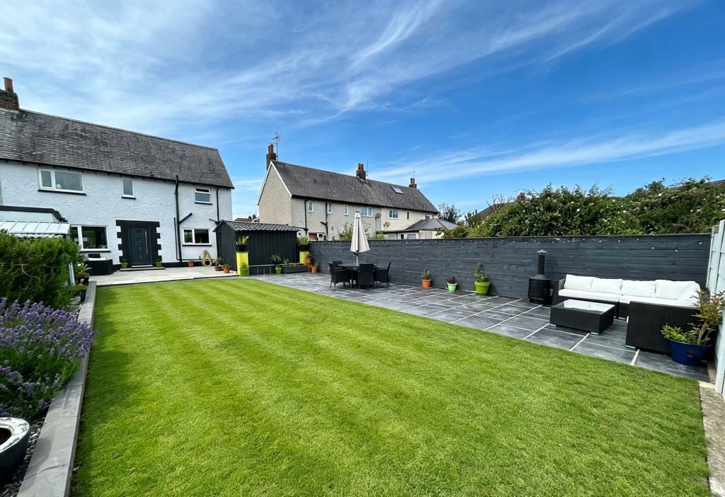 Property photo 2 of 23 Photo 26