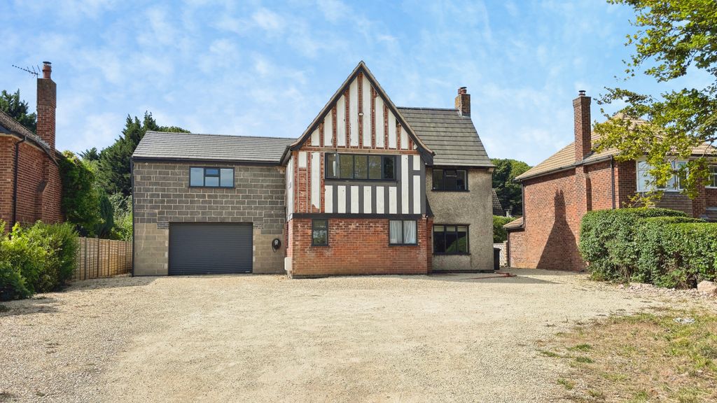 Property photo 1 of 31 Front