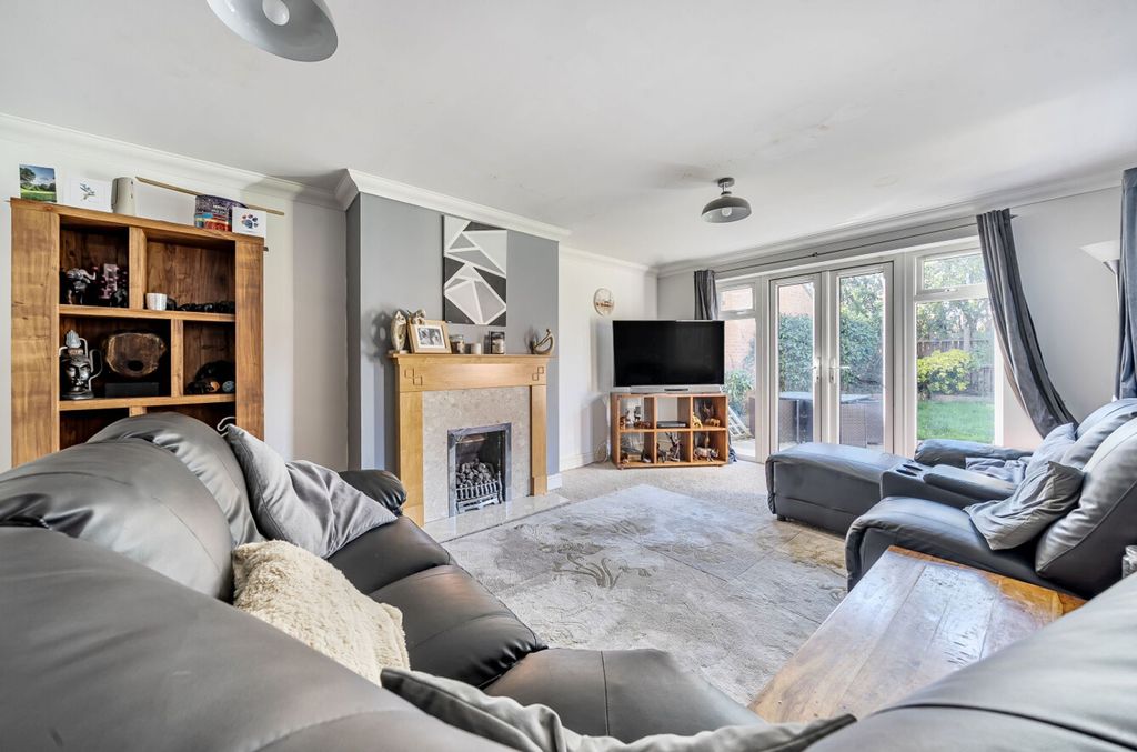 Property photo 3 of 22