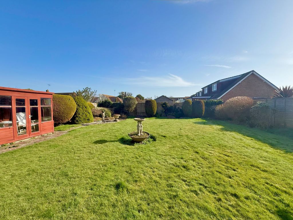 Property photo 2 of 14 37 Jervis Avenue New Rear 1