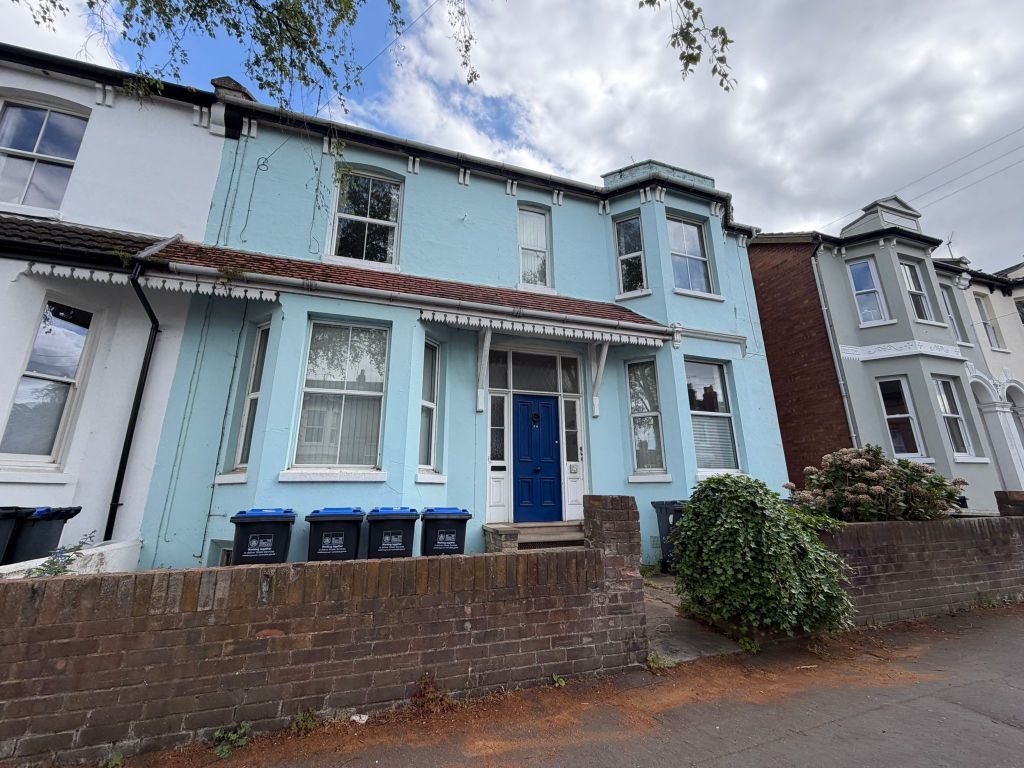 Property photo 1 of 7