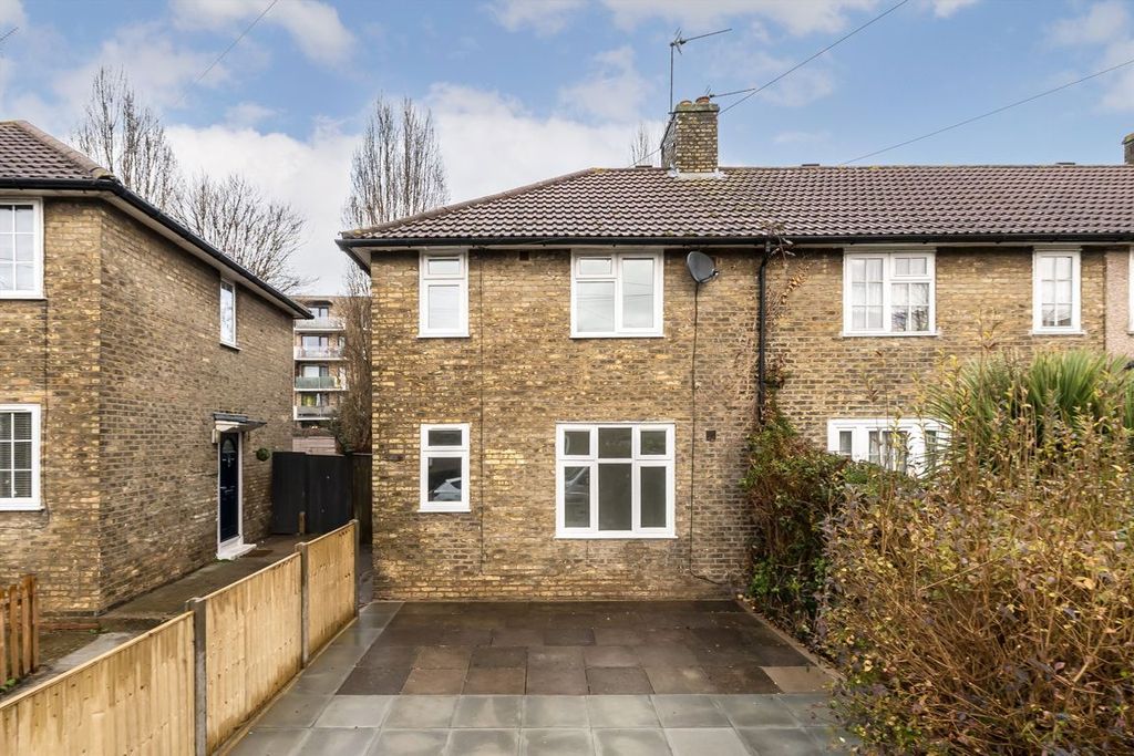 Property photo 1 of 9