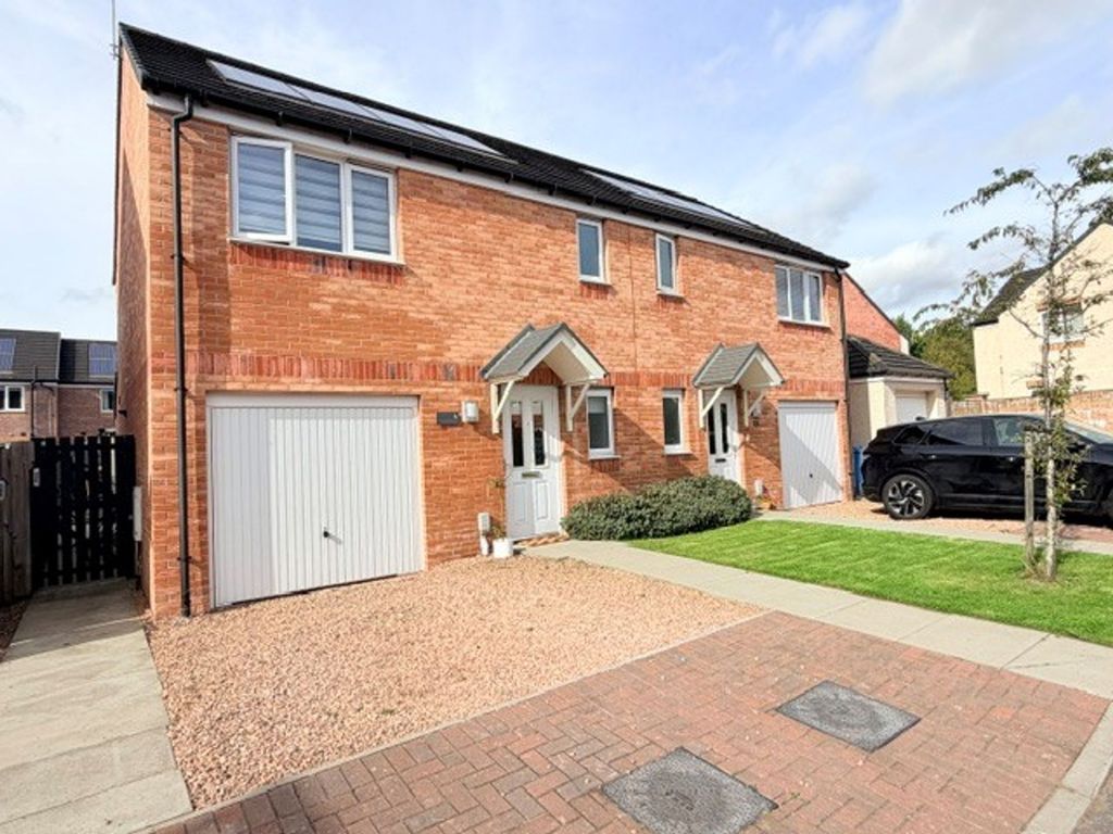 Property photo 1 of 28