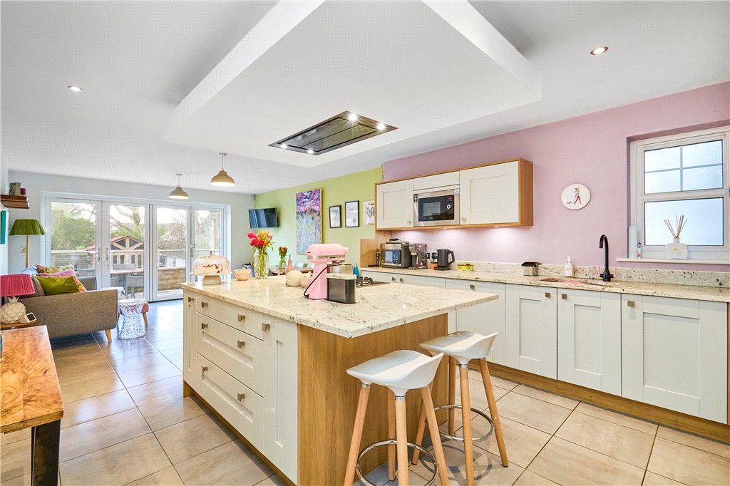 Property photo 2 of 27 Heart Of Home