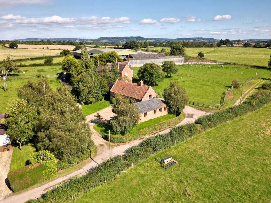 Property photo 2 of 20 Aerial1