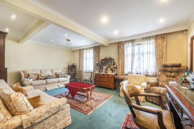 Property photo 3 of 19