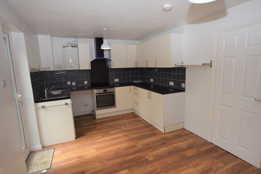 Property photo 2 of 14 Photo 11