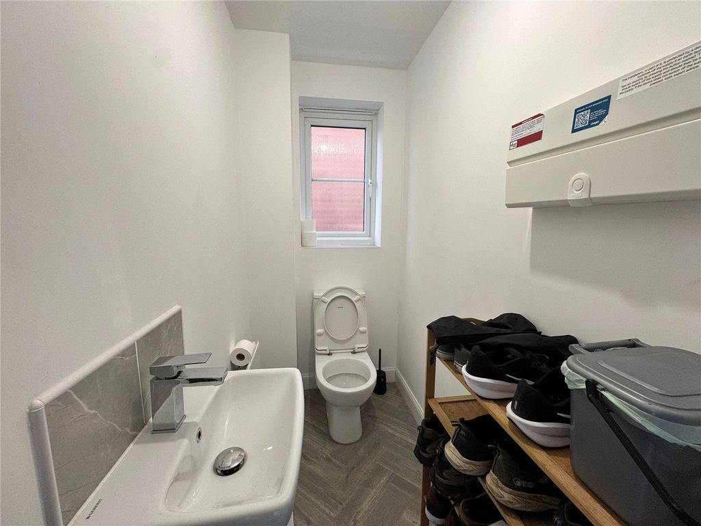 Property photo 3 of 10 Picture No. 09