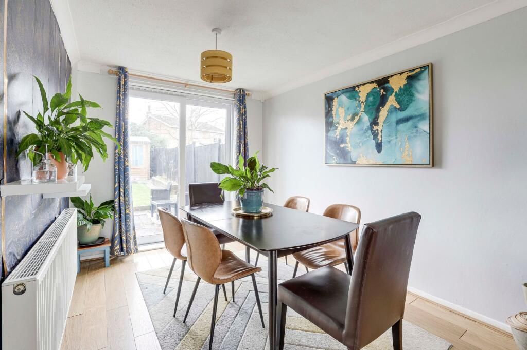 Property photo 2 of 18 5Bf50011E13d592A252c6Af0c890Fd07