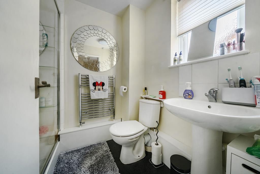 Property photo 3 of 18 Shower Room