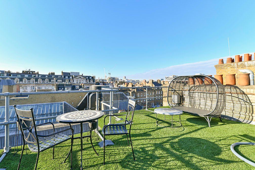 Property photo 2 of 37 Flat Roof With Views