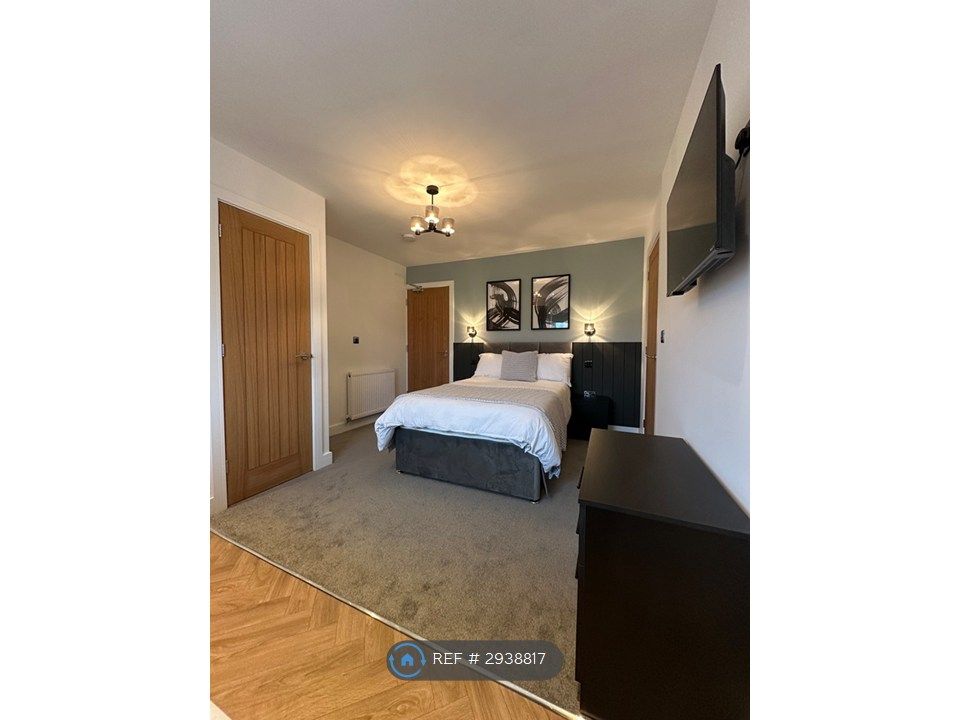 Property photo 1 of 3