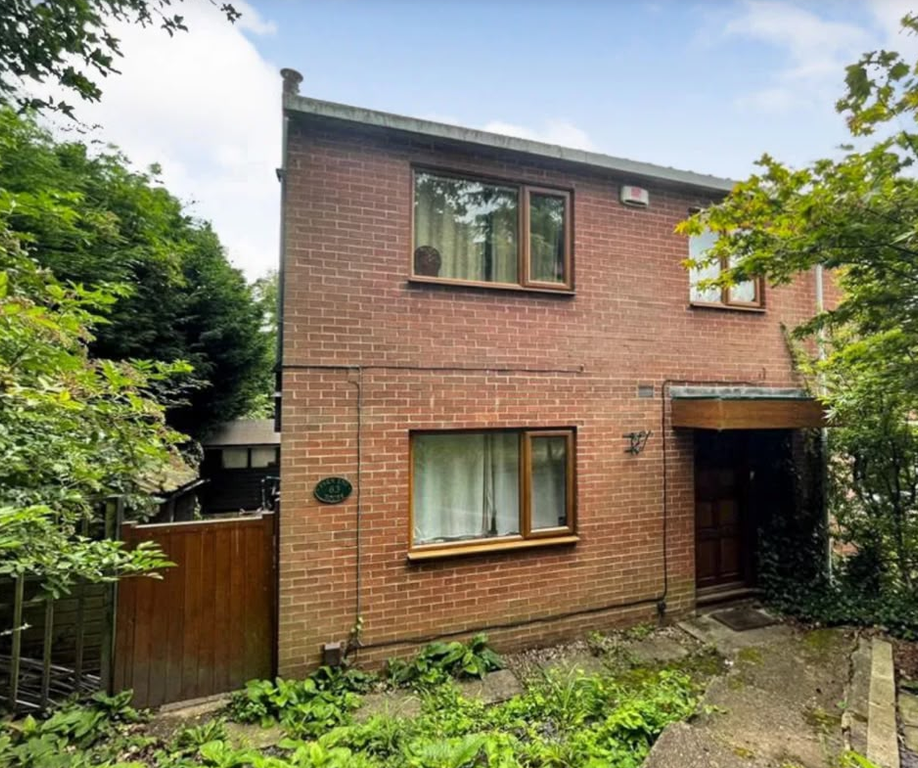 Property photo 1 of 11