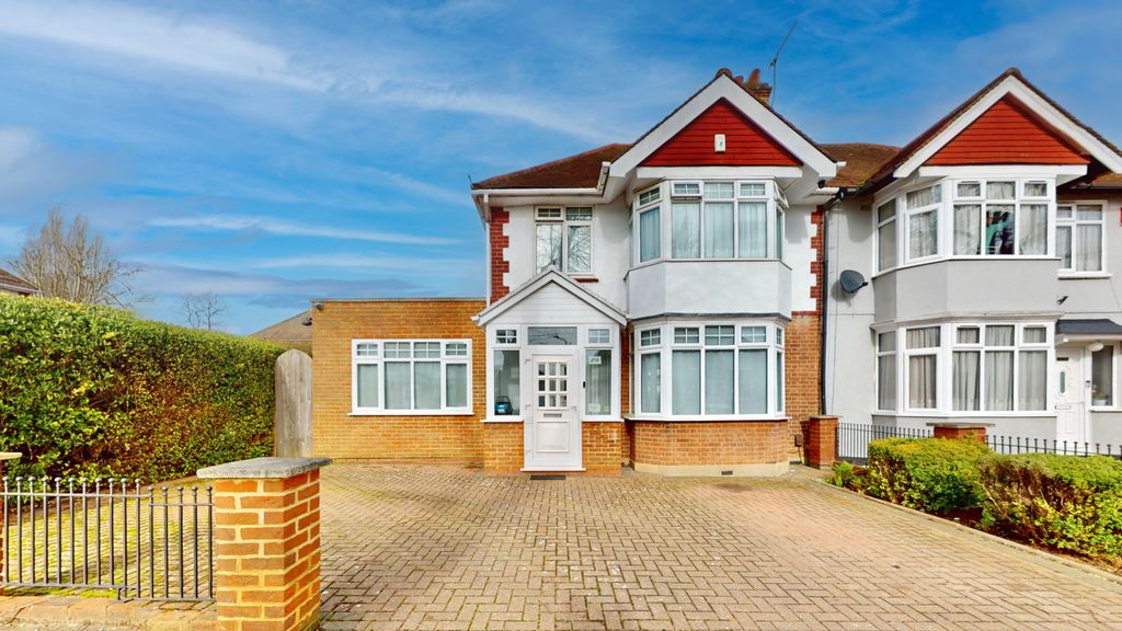 Property photo 1 of 25