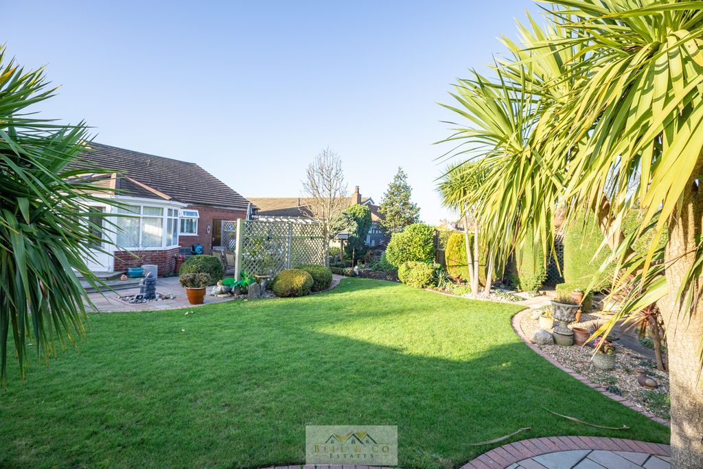 Property photo 2 of 31 Back Garden 1.5