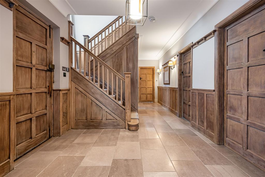 Property photo 2 of 32 2.Jpg