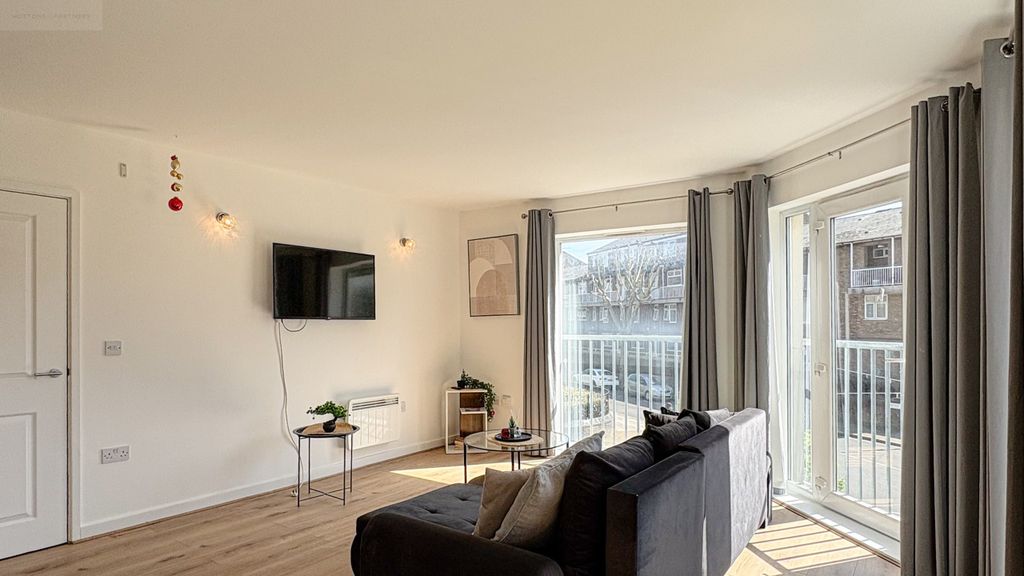 Property photo 2 of 14 Photo 2