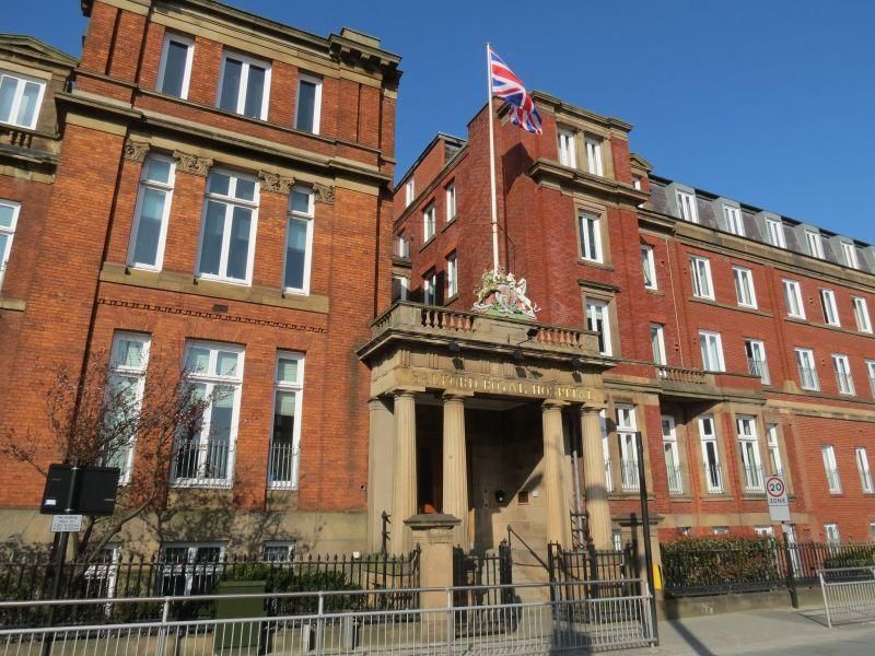 Property photo 2 of 8 External