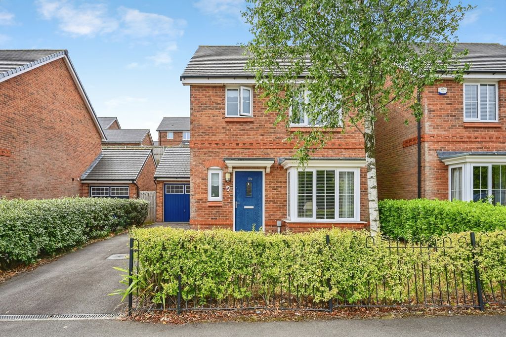 Property photo 1 of 19 Pbox-Img.Jpg