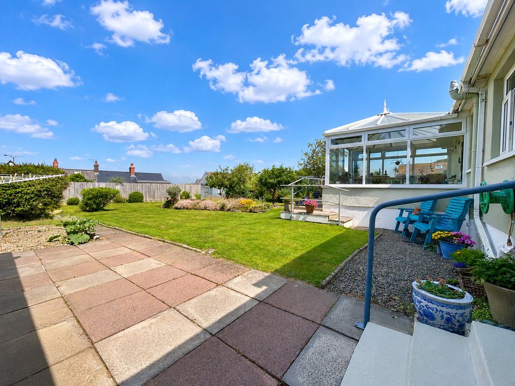 Property photo 1 of 19 Picture No. 11