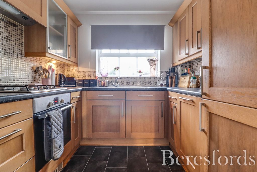 Property photo 2 of 10 Picture No. 15