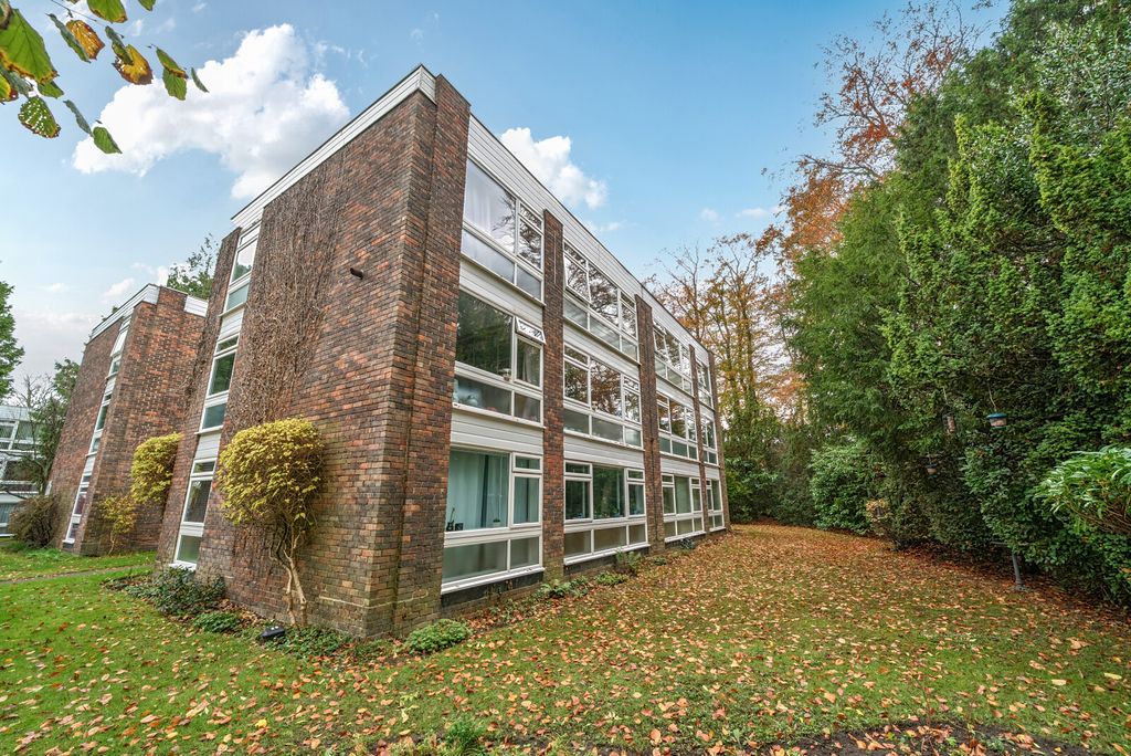 Property photo 1 of 15 Front