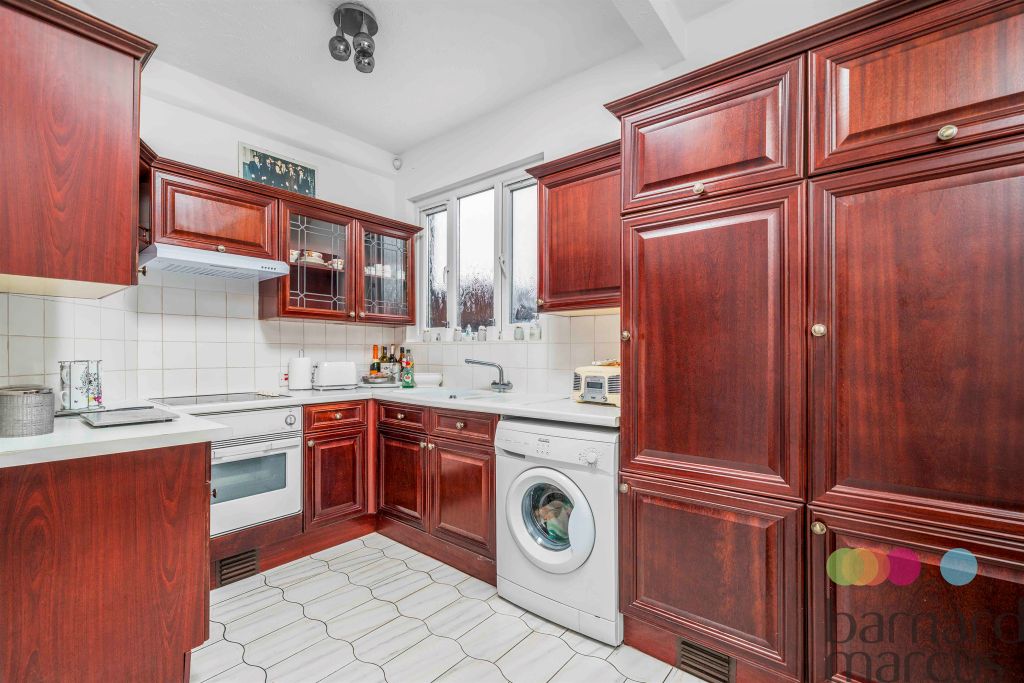 Property photo 3 of 21
