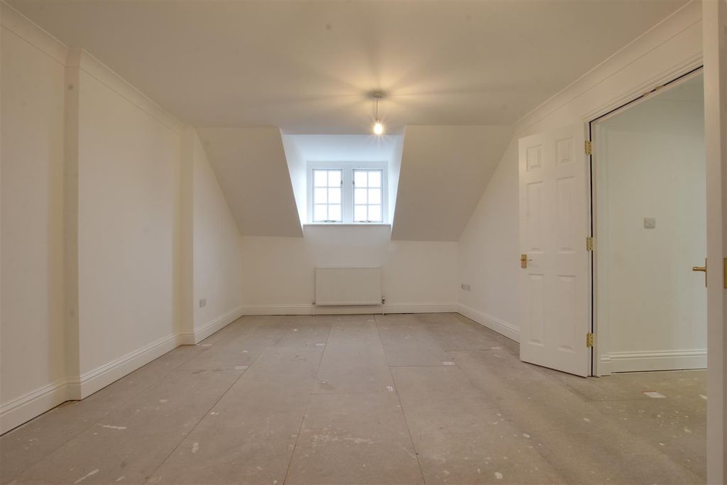 Property photo 2 of 18 Img_0924-Img_0926.Jpg