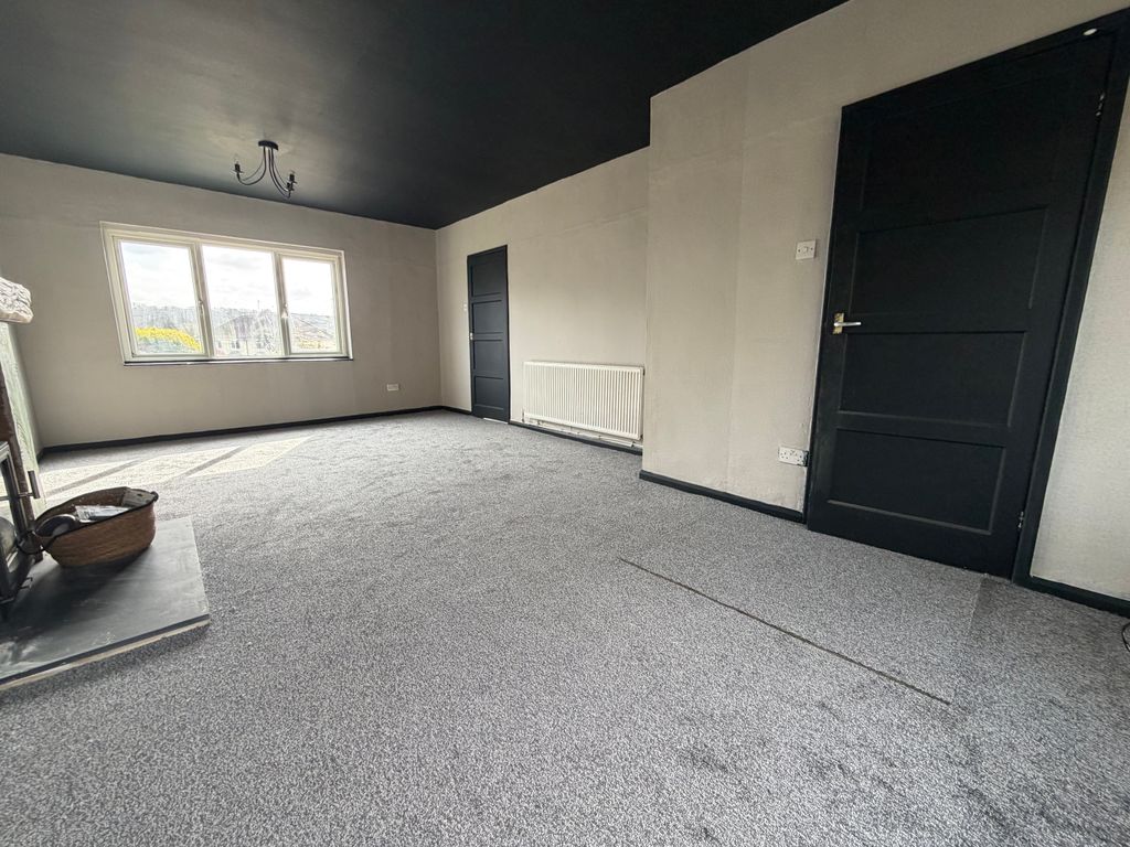 Property photo 3 of 14 Image