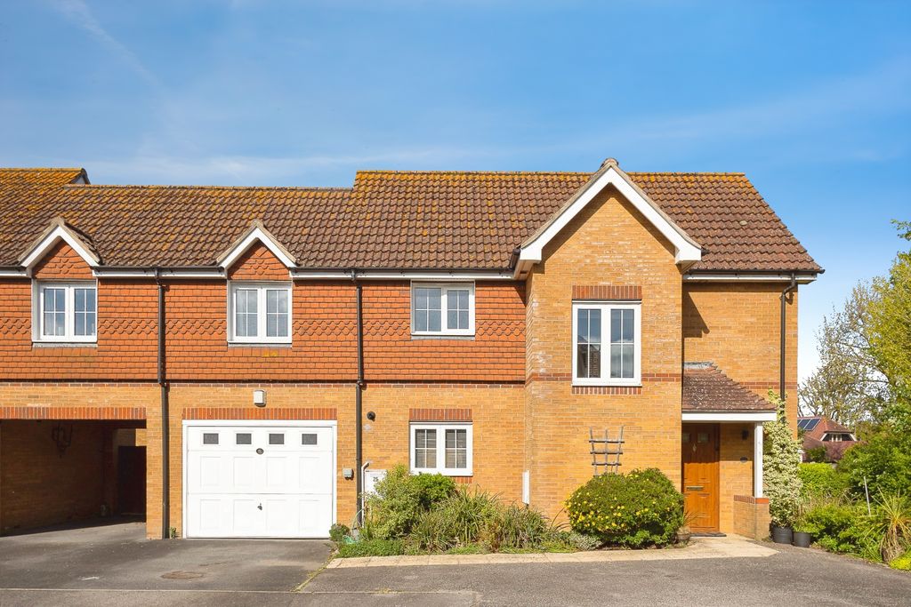 Property photo 1 of 20