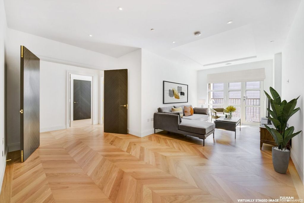 Property photo 1 of 12 Jll