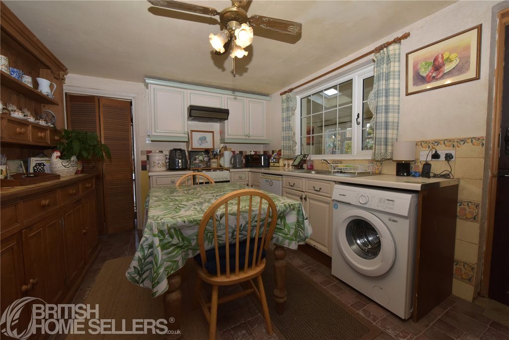 Property photo 3 of 39 Picture No. 25