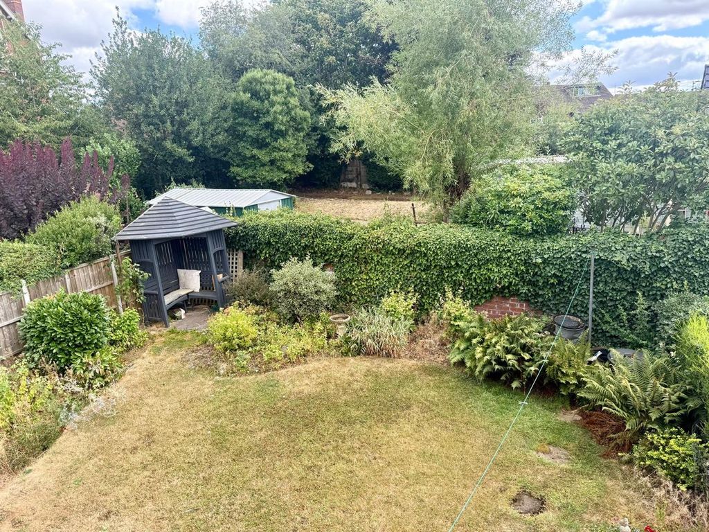 Property photo 3 of 17