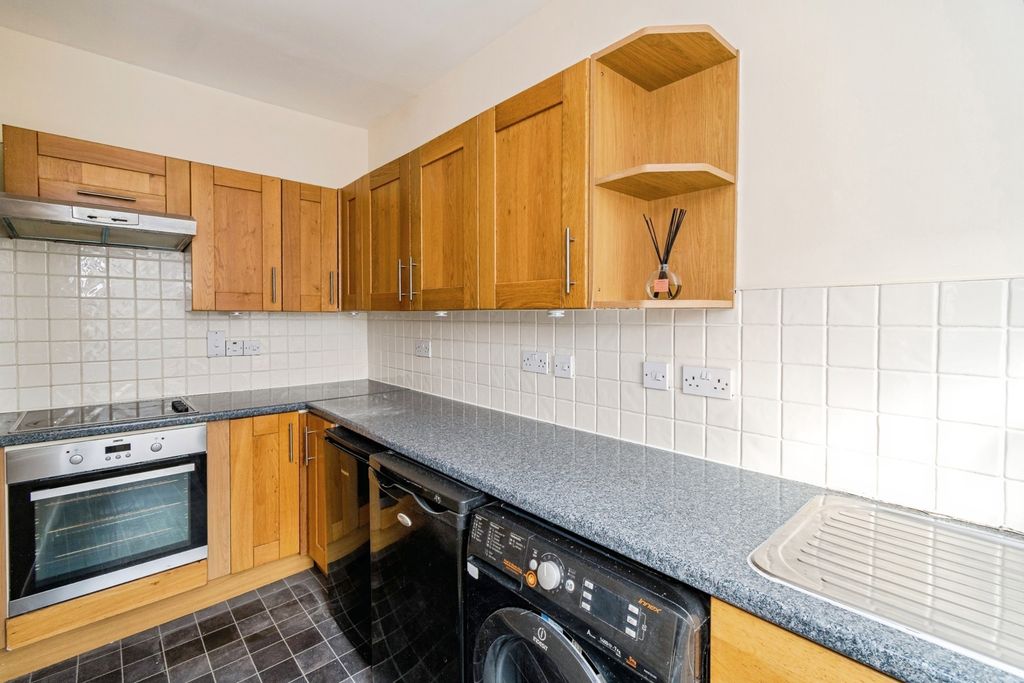 Property photo 3 of 15 Photo