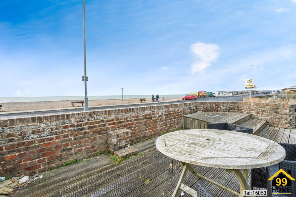 Property photo 3 of 27 Photo 2