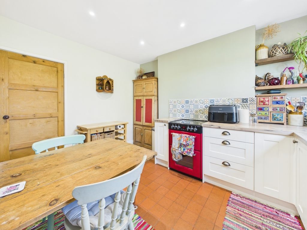 Property photo 3 of 22 Breakfast/Kitchen
